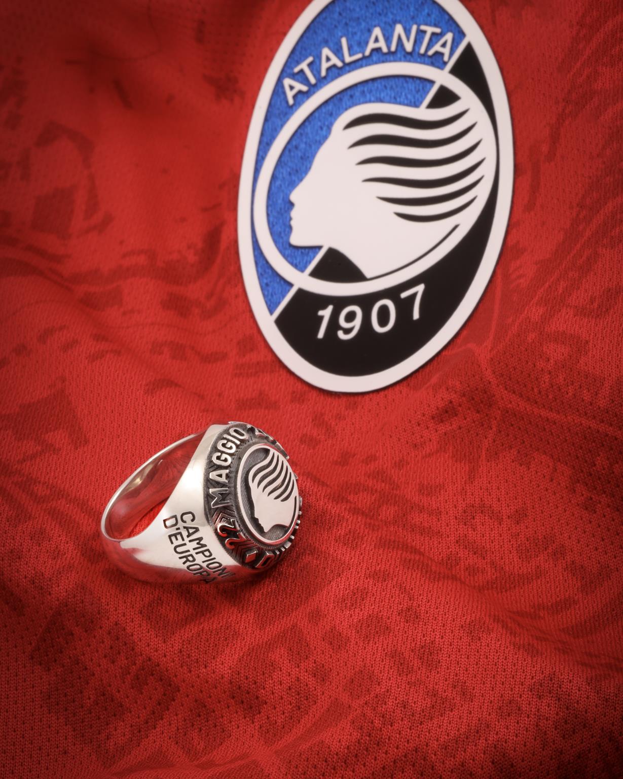 anello, pendente, portachiavi nove25 x atalanta vittoria europa league campioni d'europa (1)