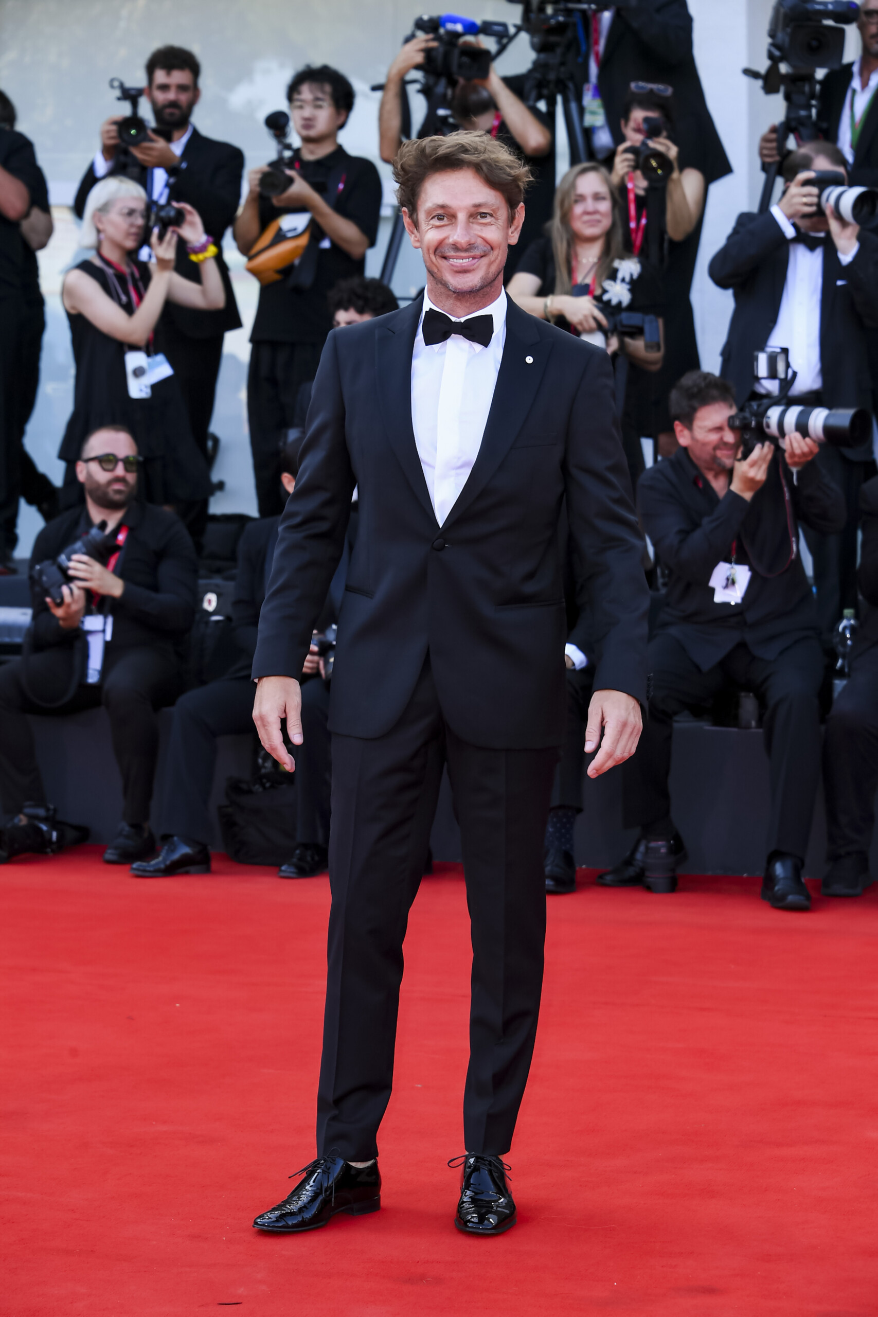 giorgio pasotti trionfale red carpet venezia