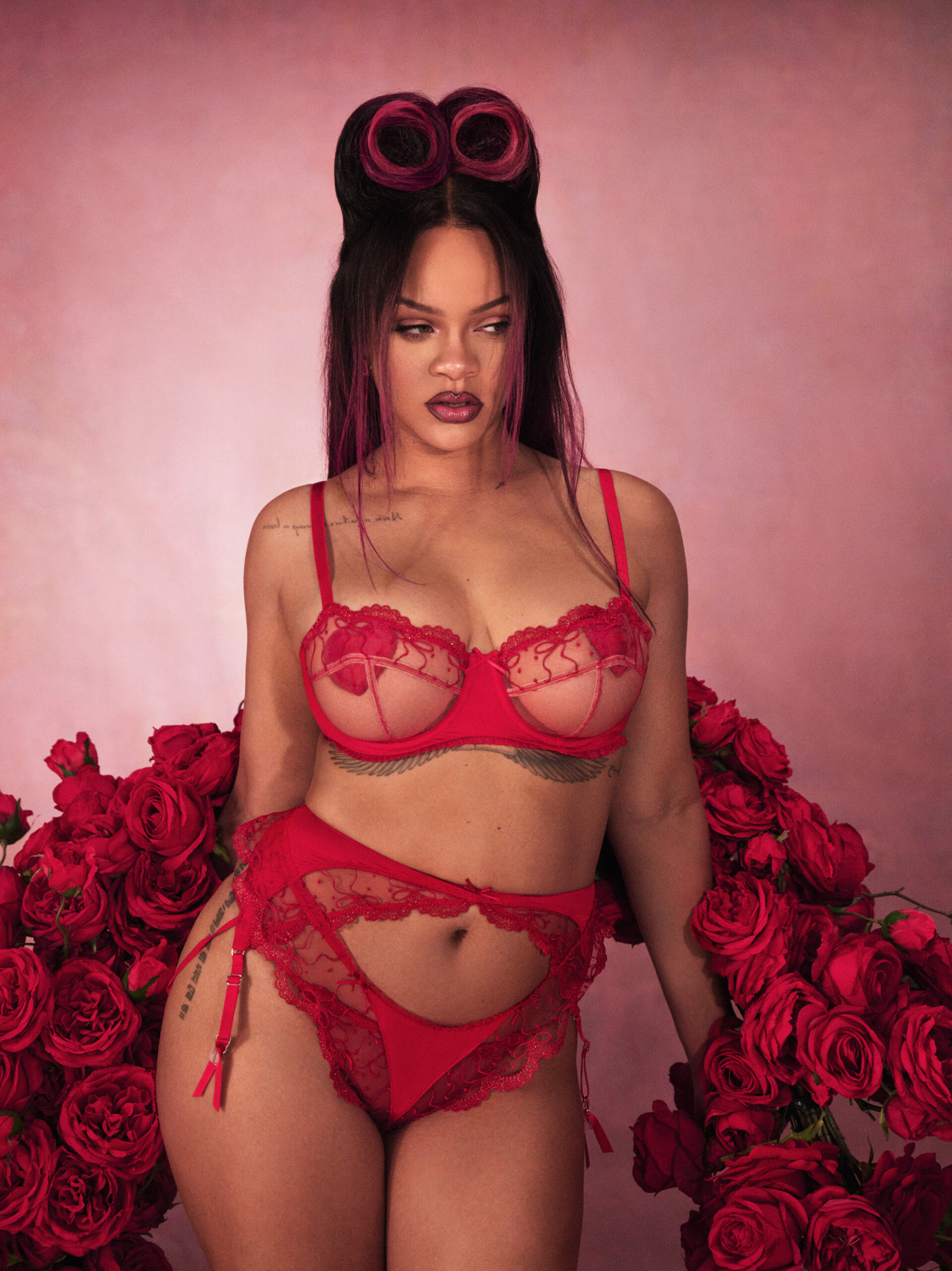 rihanna savage x fenty san valentino 