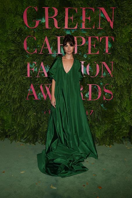 Green Carpet Award – Fashion Times