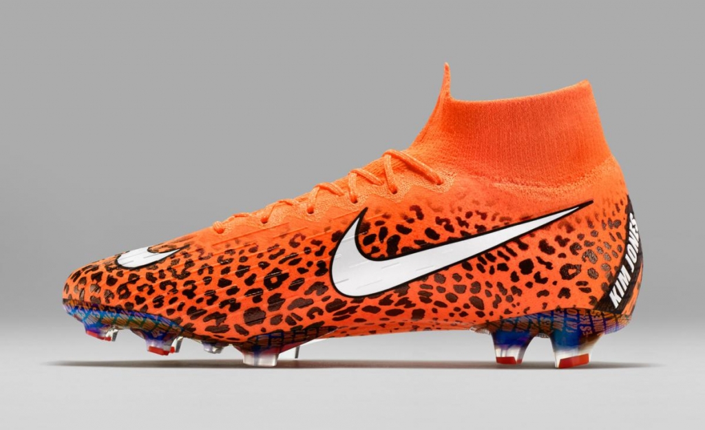 nuovi modelli scarpe da calcio nike